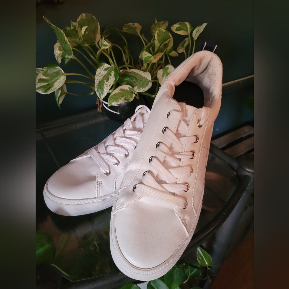 Tommy Hilfiger White Sneakers Tennis Shoe
